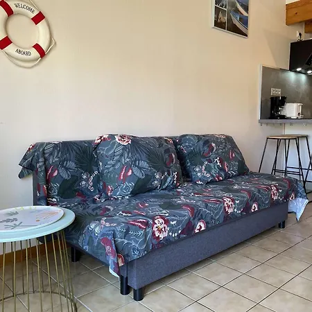 Maison De 3 Couchages Avec Terrasse Proche Et Centre - - Fr-1-224-35 *